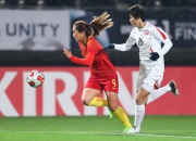 开云下载-女足球员技艺精湛，斩获赛场胜利