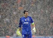 开云在线直播-班凯罗爆发，尼克斯连续得分压制湖人，一场战术与意志的较量