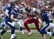 开云体育中国-德罗赞一剑封喉，深圳队与鹈鹕的跨洋对决，关键先生如何改写结局