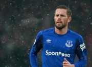 开云体育直播-奇才强压马刺，戈贝尔攻防转换核心，现代篮球的战术革命