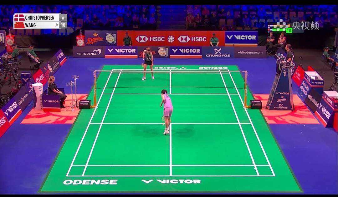 包含丹麦羽毛球队险胜中国羽毛球队，陶菲克绝境逆转的词条