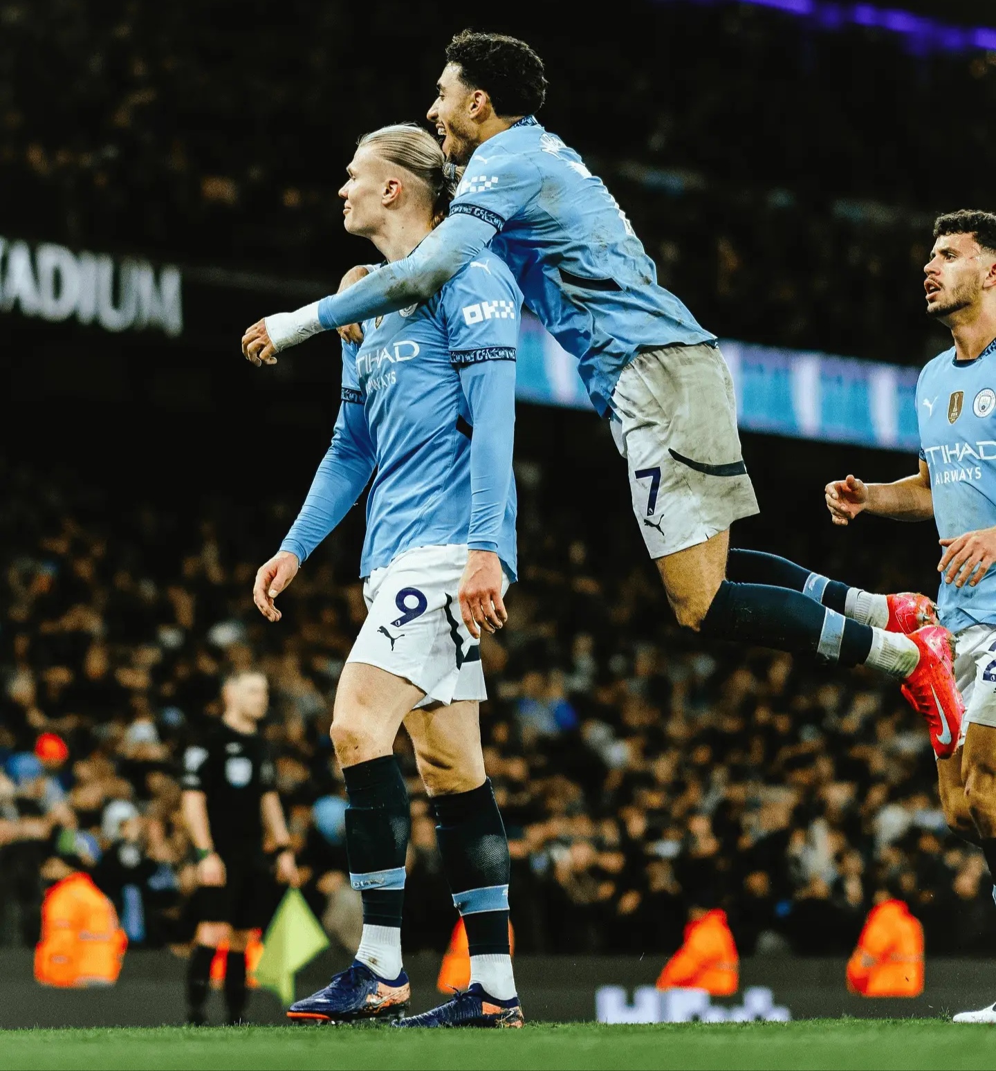 曼城再遭惊险逼平，领先缩小至三分的简单介绍