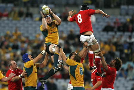 澳大利亚选手在橄榄球比赛中获得冠军