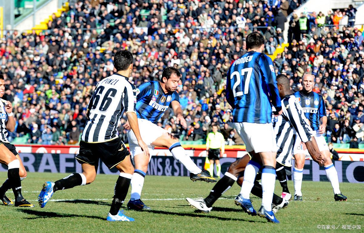 包含乌迪内斯坚守主场不败，威胁联赛前四的词条