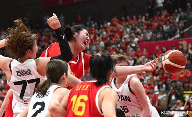 包含新西兰球队在篮球投篮赛中获得胜利的词条