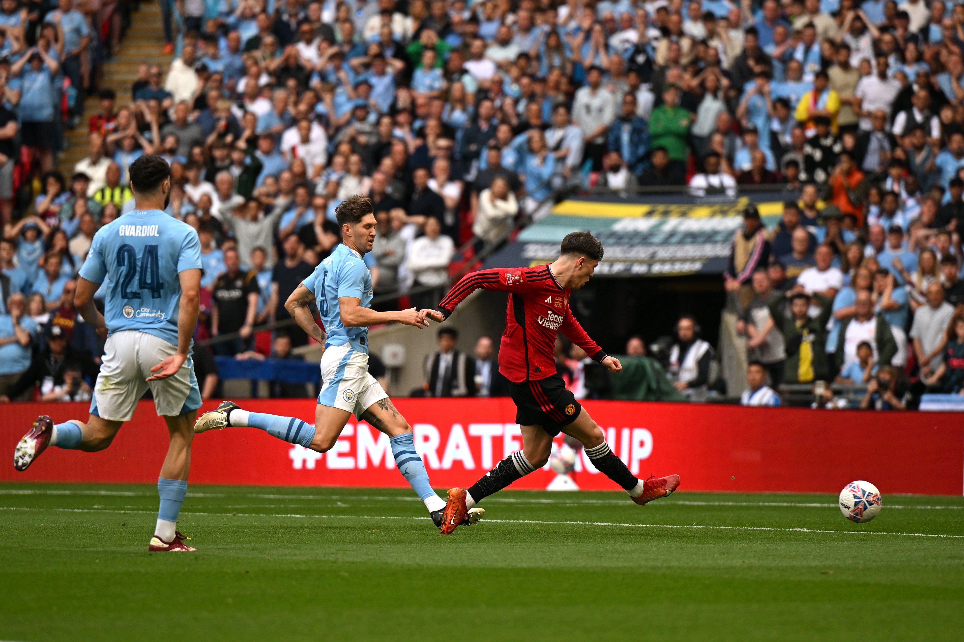 曼联客场逆转，豪取联赛双杀