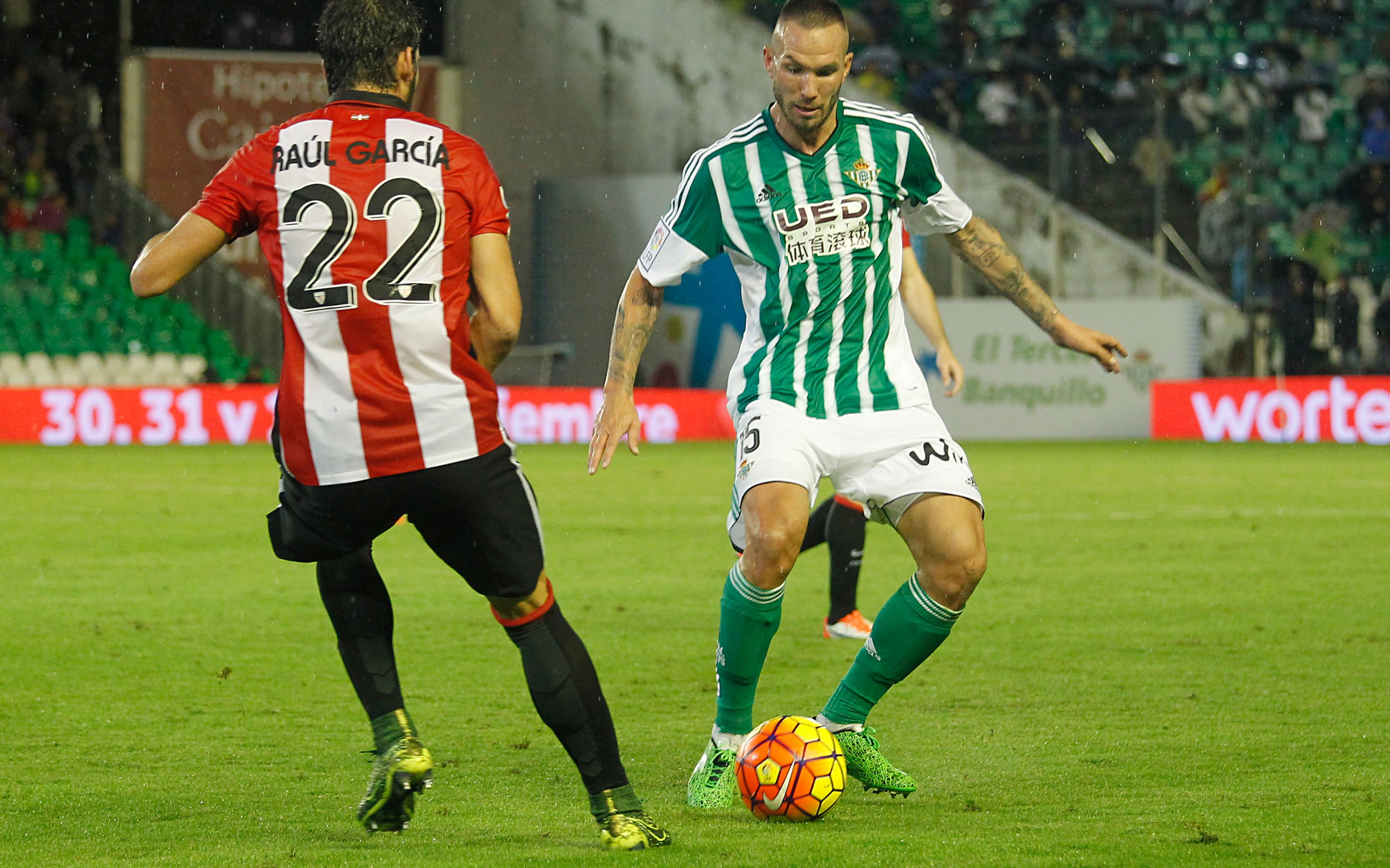 里尔客场小胜尼斯，继续保持领跑位置的简单介绍