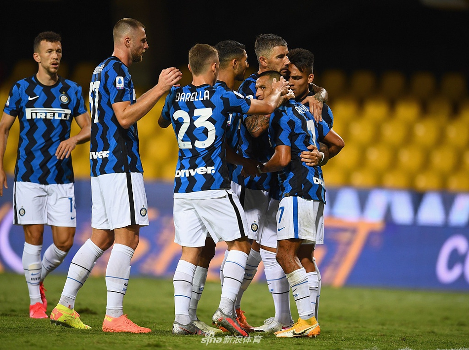 包含贝内文托客场胜出，继续取得关键胜利的词条