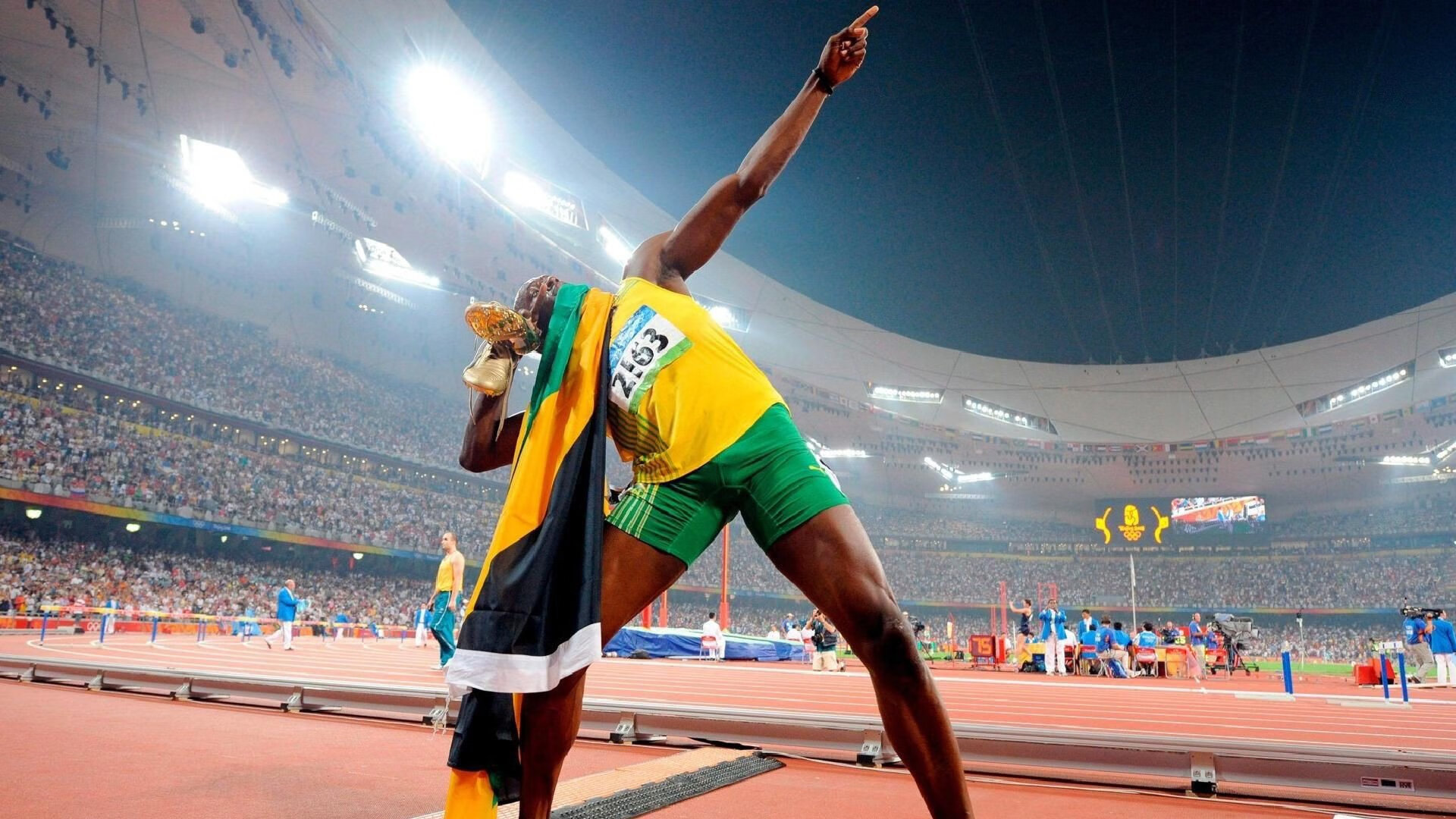 F1街道赛焦点战,当赛道灰熊制霸广东队主场